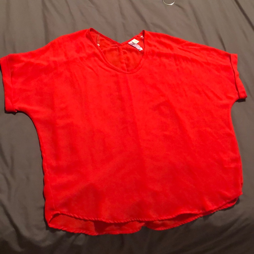 Coral loose top